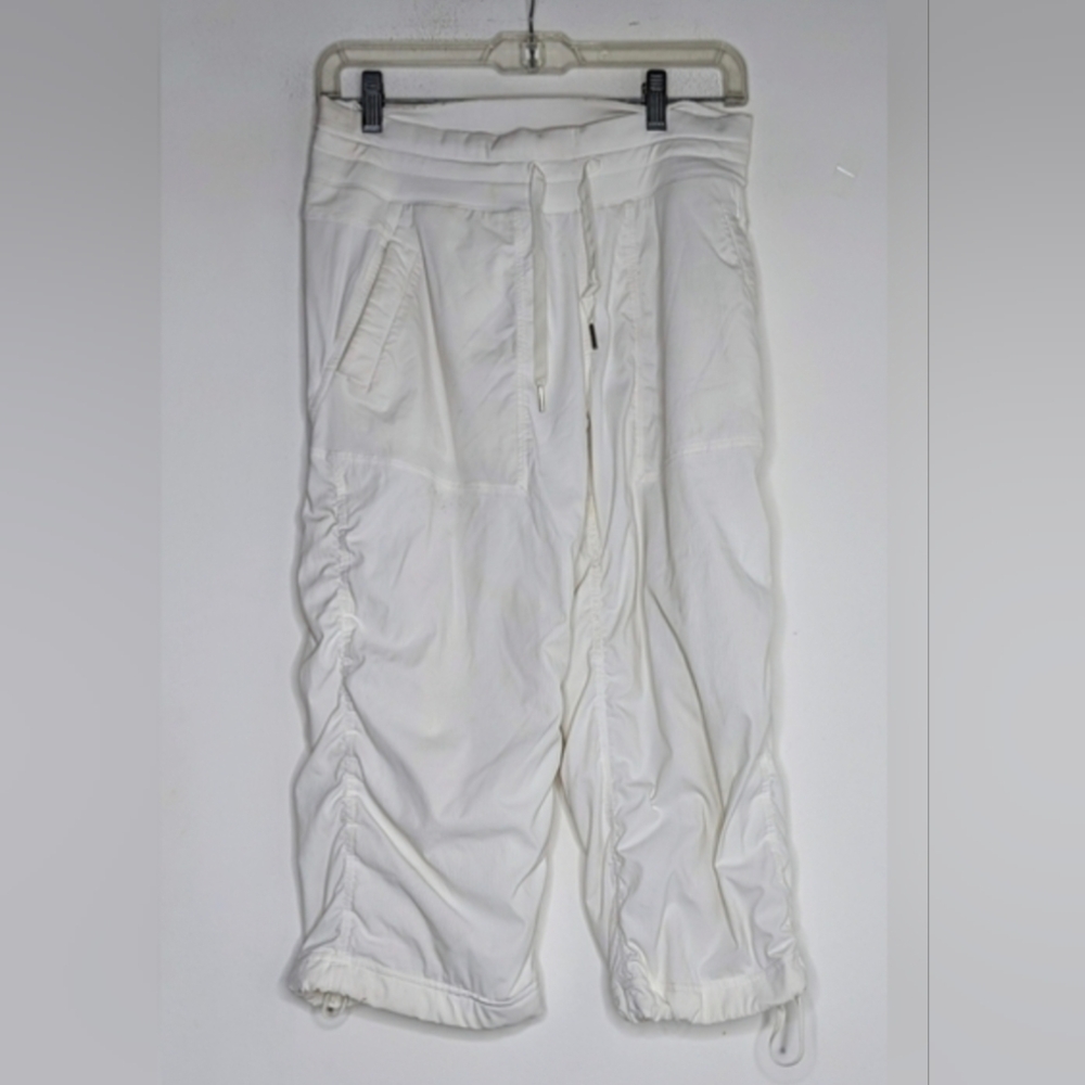 Lululemon Dance Studio Lined Crop Pant in White women's size 6